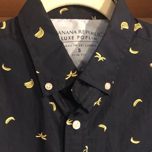 Banana Republic Luxe Poplin Short Sleeve (Bananas)